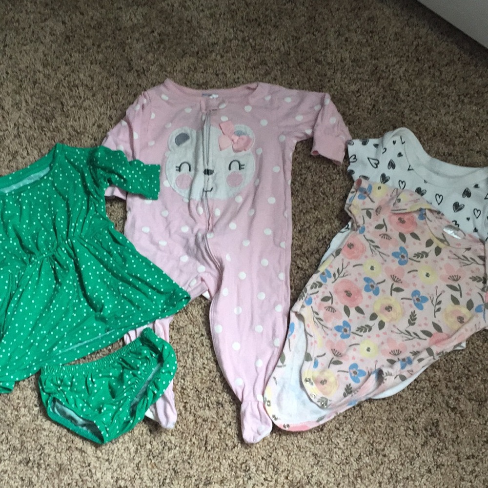Mix match baby girl bundle (size 0-6 to 3-6 mo)